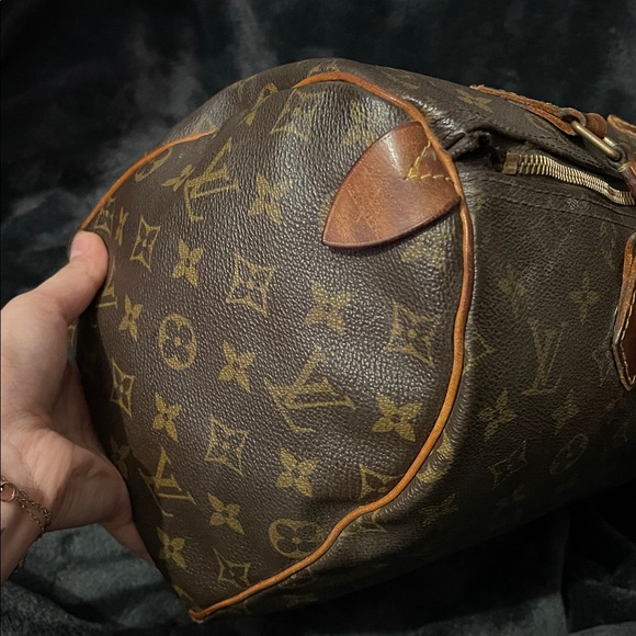 Louis Vuitton Speedy Bag✨ - Picture 8 of 13